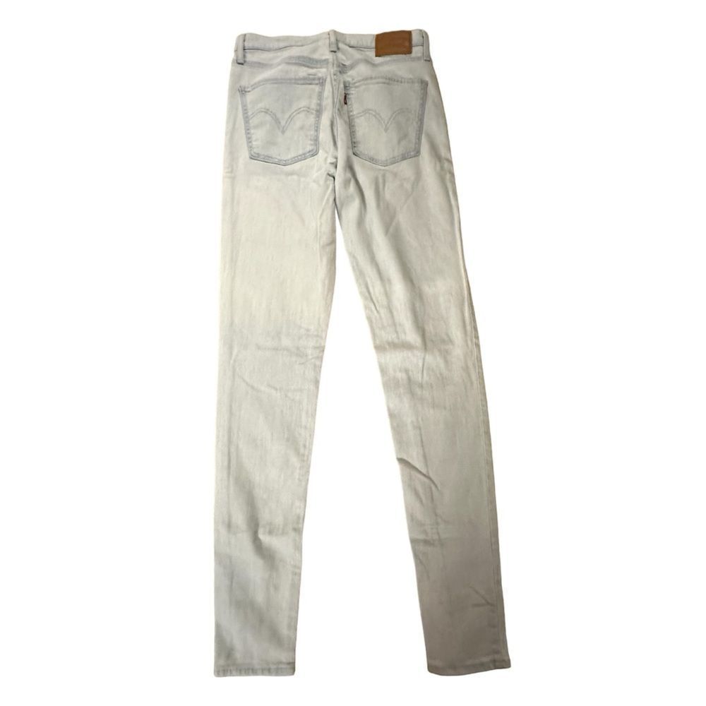 Levi’s ~ Women’s light wash Mile High Super Skinny Jeans ~ size 28/32 - Picture 2 of 12